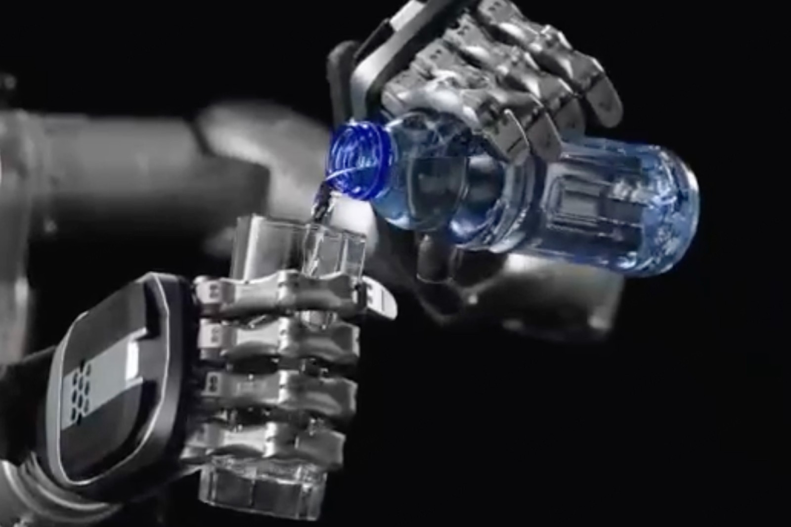 系列解读 | Uwin电竞灵巧手家族亮相：高自由度的创新突破